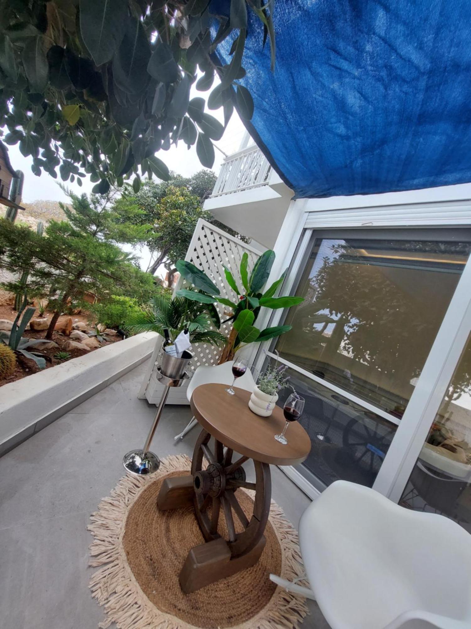 George'S Point Of View Apartment เนาซา ภายนอก รูปภาพ
